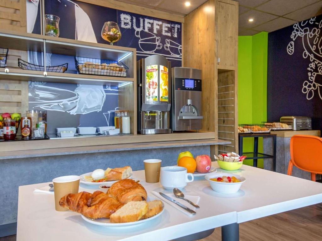 Ibis Budget Marseille Timone - Resim 33