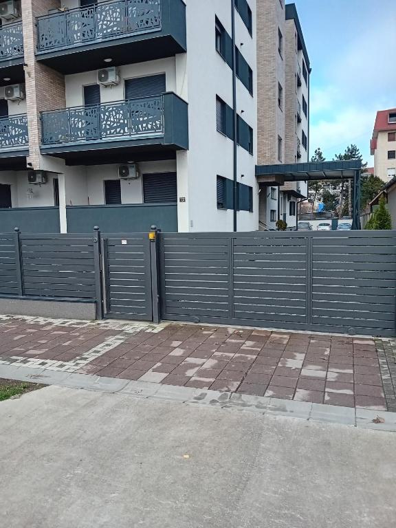 Budova, kde se apartmán nachází
