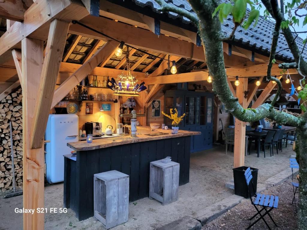 Fotografia z galérie ubytovania Charmecamping Domaine Bleu Celeste v destinácii Couleuvre