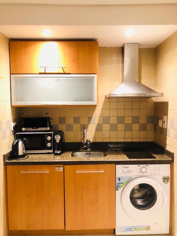 Grand Bellevue Hotel Apartment Dubai - Resim 33