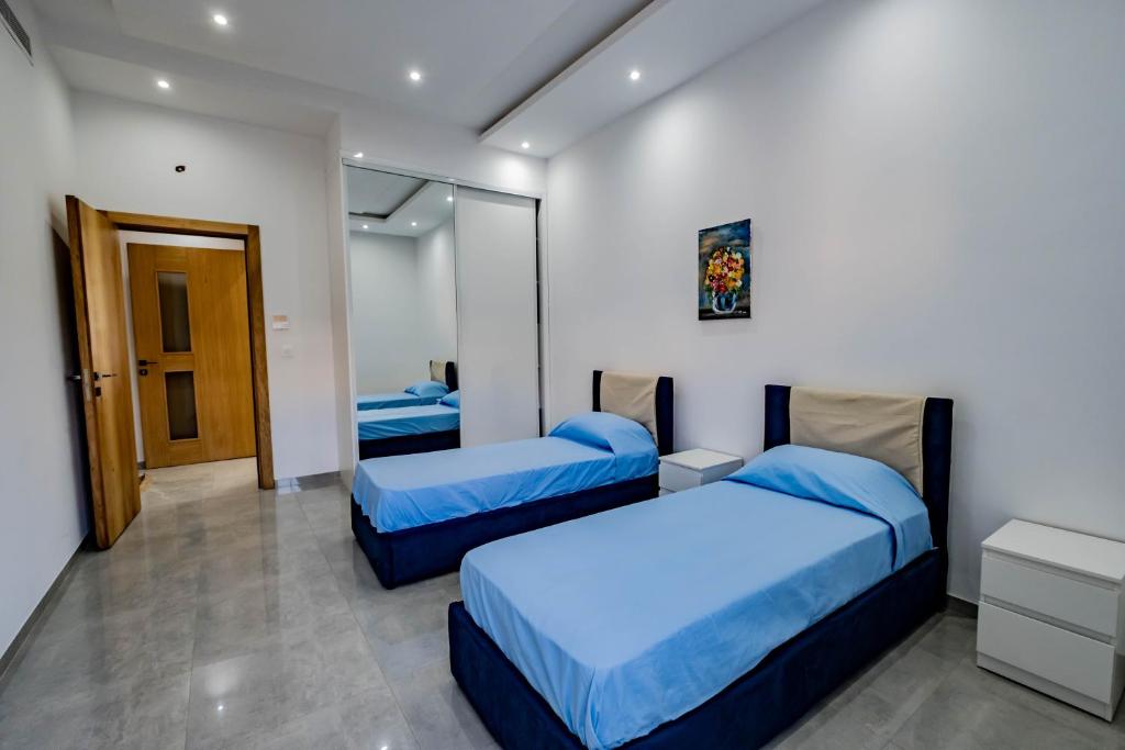Fotografie z fotogalerie ubytování Étage de villa à la Soukra v destinaci El Aouina