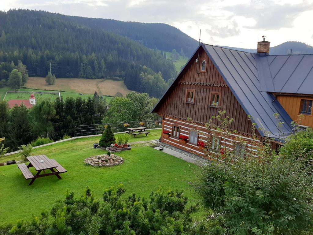 Příroda nedaleko penzionu