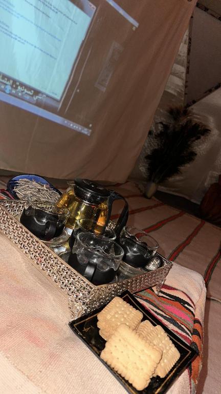 Jídlo v luxury tent nebo okolí