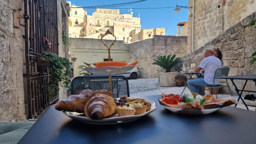 Endea Suite Rooms & Lounge SPA - 2