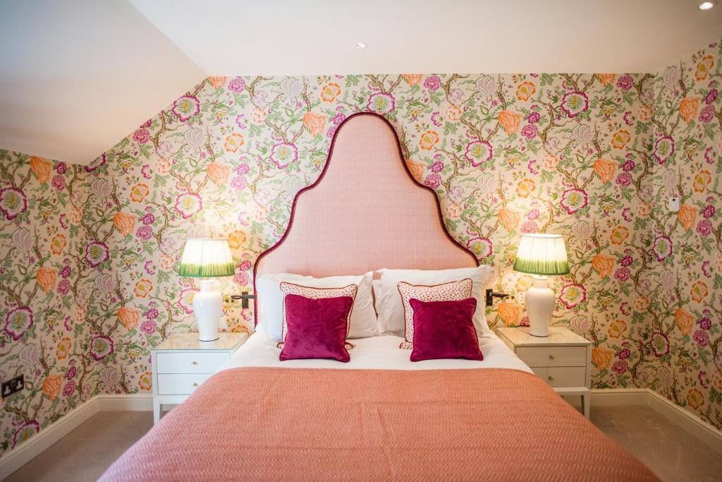 Dewars Restaurant and Rooms 6