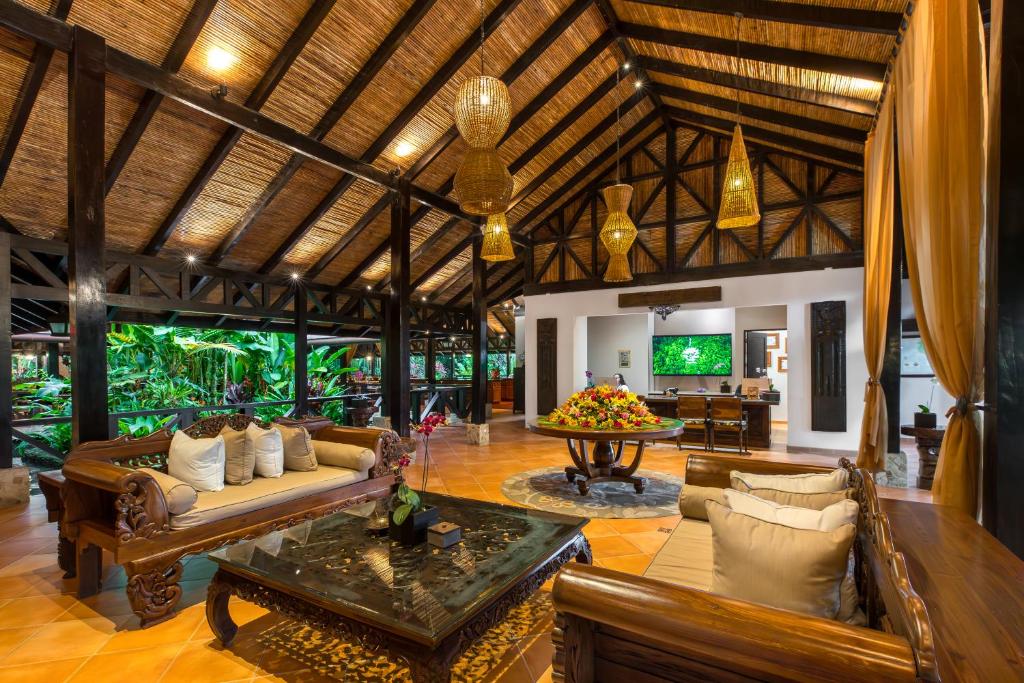 Posezení v ubytování Hideaway Rio Celeste Hotel