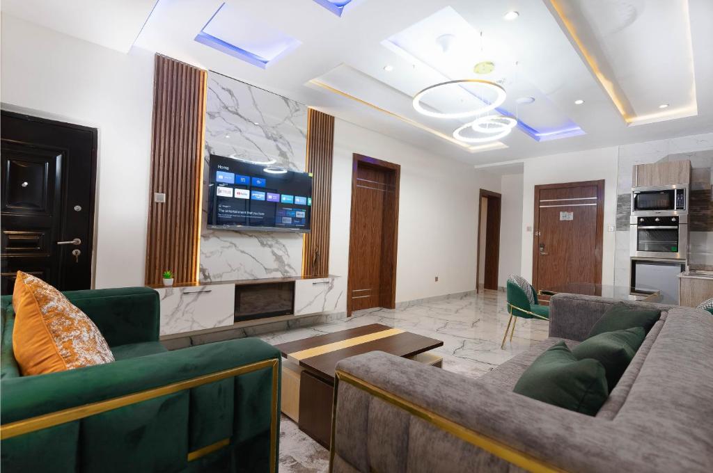 Kuchyň nebo kuchyňský kout v ubytování God's Touch Apartments Remi Fani Kayode GRA. Ikeja