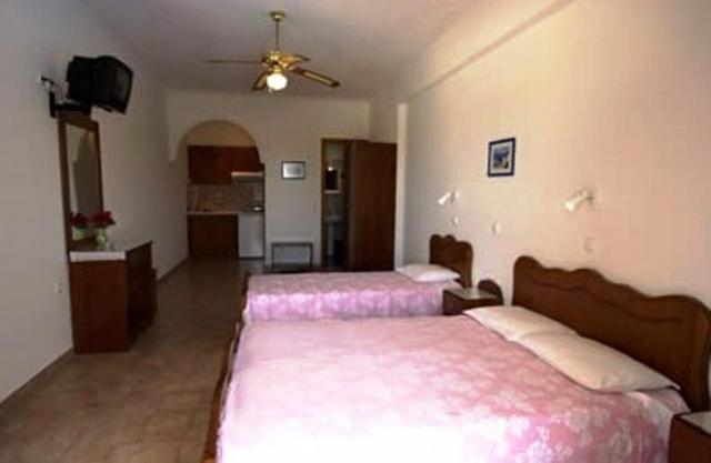 Postel nebo postele na pokoji v ubytování Villa Georgia