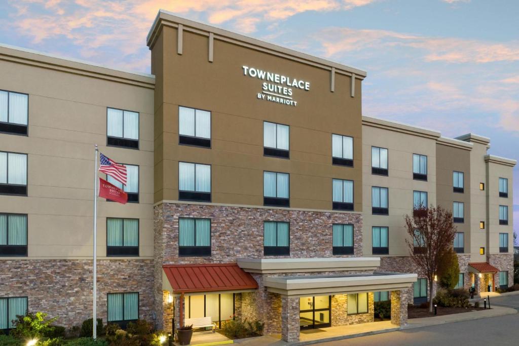 une image de l'avant d'un hôtel dans l'établissement TownePlace Suites by Marriott Nashville Smyrna, à Smyrna