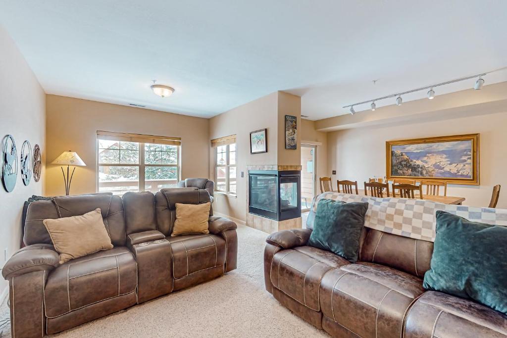 Mountain Vista, Fraser (updated prices 2024)