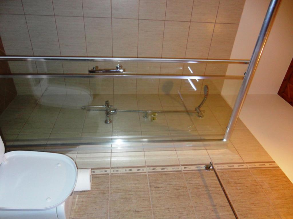 Hotel Kalemi 2 - Habitación Triple