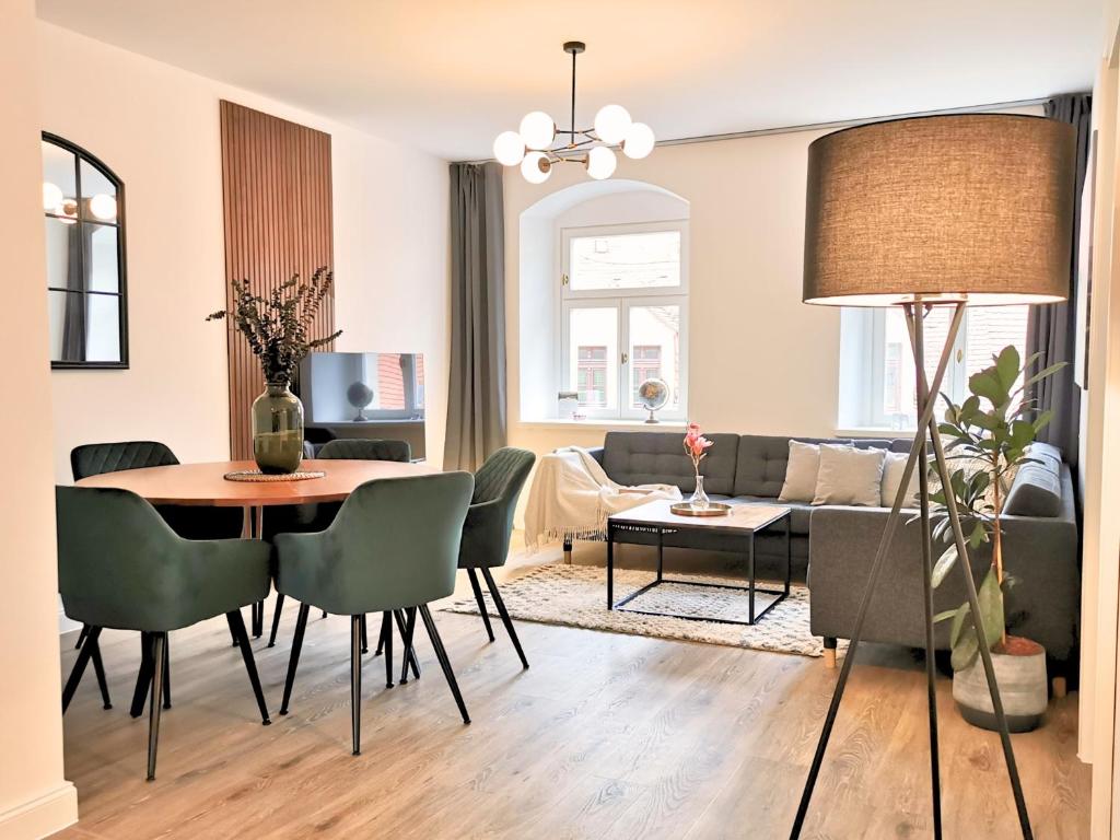 Χώρος καθιστικού στο Fynbos Apartments Deluxe, Balkon, historisch, Parkplatz