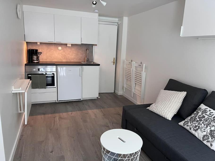 Lägenhet med egen ingång., Sundsvall (updated prices 2024)