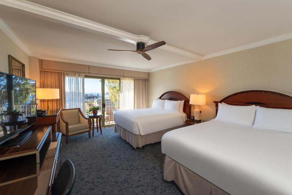 Monterey Plaza Hotel & Spa photo
