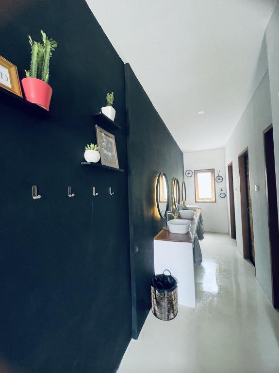 Fotografie z fotogalerie ubytování Clandestino Hostel Canggu v destinaci Canggu