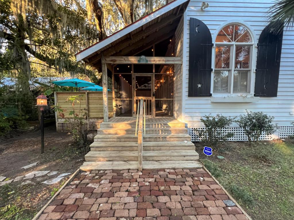 Cabana Madrid Port Royal Luxury Rental Close Proximity to Parris