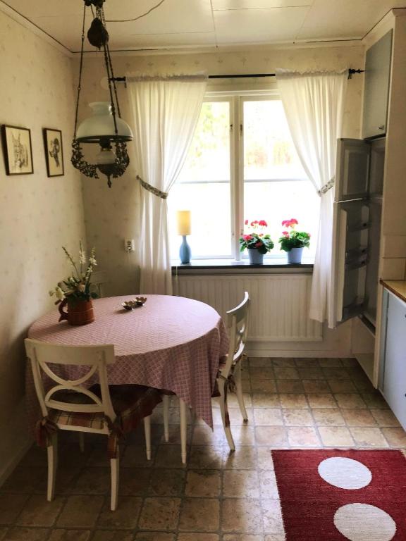 Fotografie z fotogalerie ubytování Klaraborg - Rum och kök i Borgvik v destinaci Borgvik