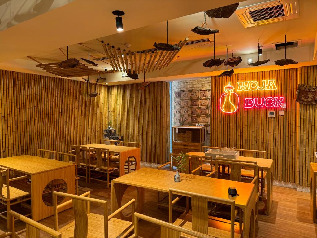 The Parkmore Hotel - Resim 37