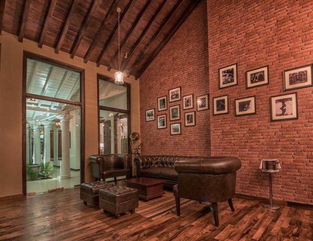 Residence on Park Street - 10