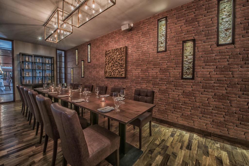 Residence on Park Street - 12