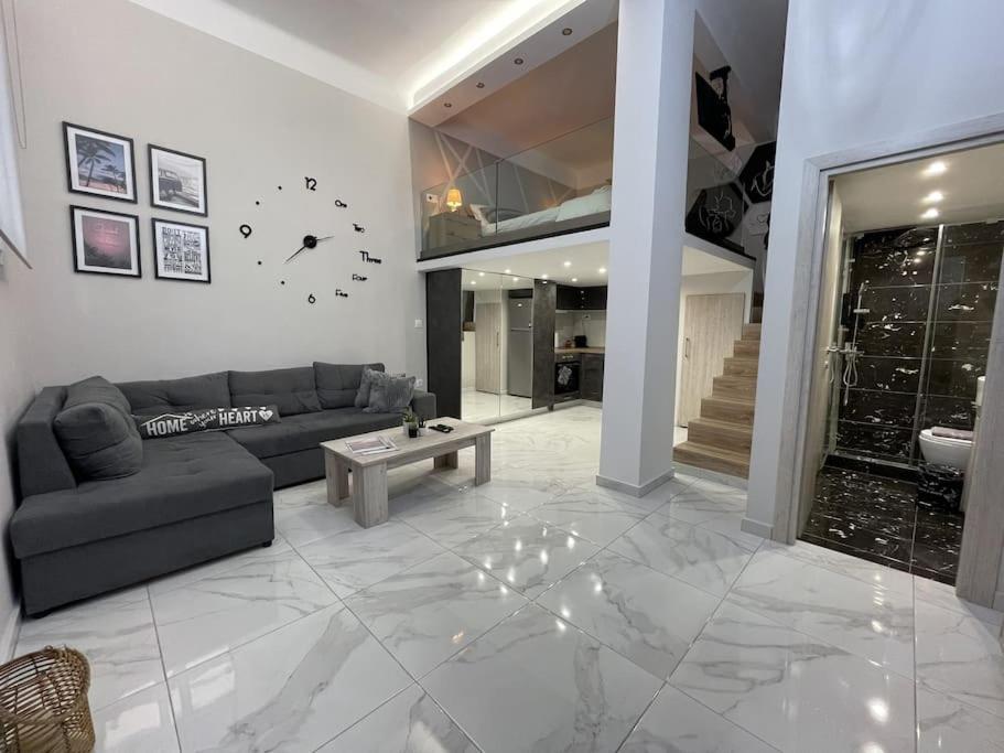 CK Modern Loft Near Seaside