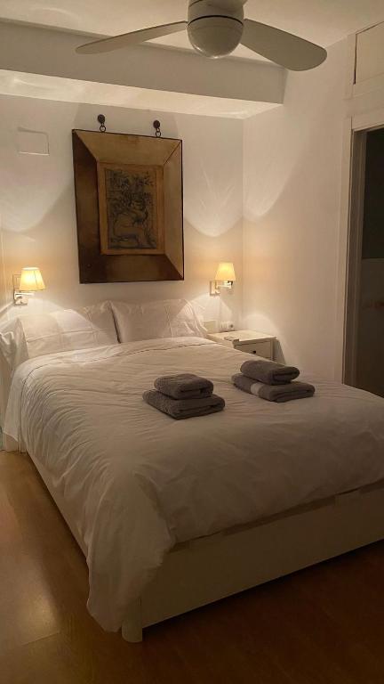 DUPLEX JUNTO AL PUENTE ROMANO con TERRAZA y PARKING PRIVADO precio no incluido a 5m del teatro de la axerquia de Córdoba