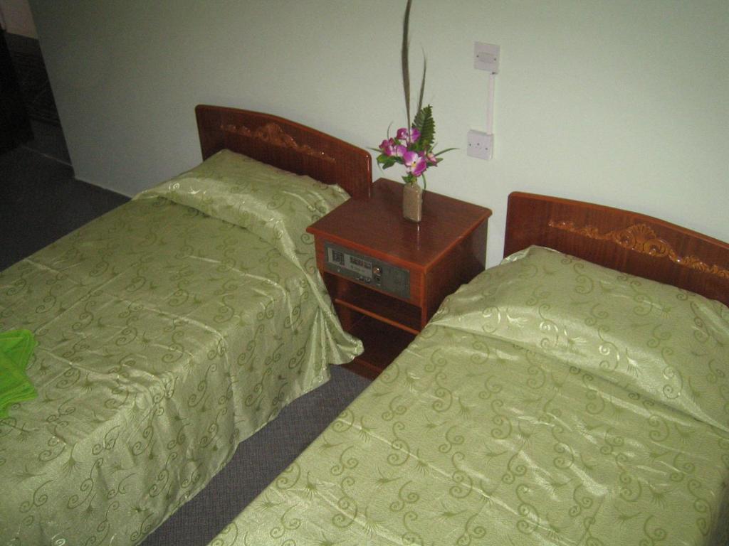 Onisillos Hotel - Dormitório Compartilhado Apenas Mulheres