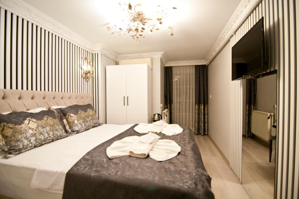 Hotel Broken Column - Economy Double Room Con Balcón (piso Inferior)