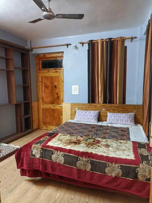 GREAT WARRIOR HOME STAY 2BHKflat and rooms available for long and short  term, Manali – Tarifs 2024