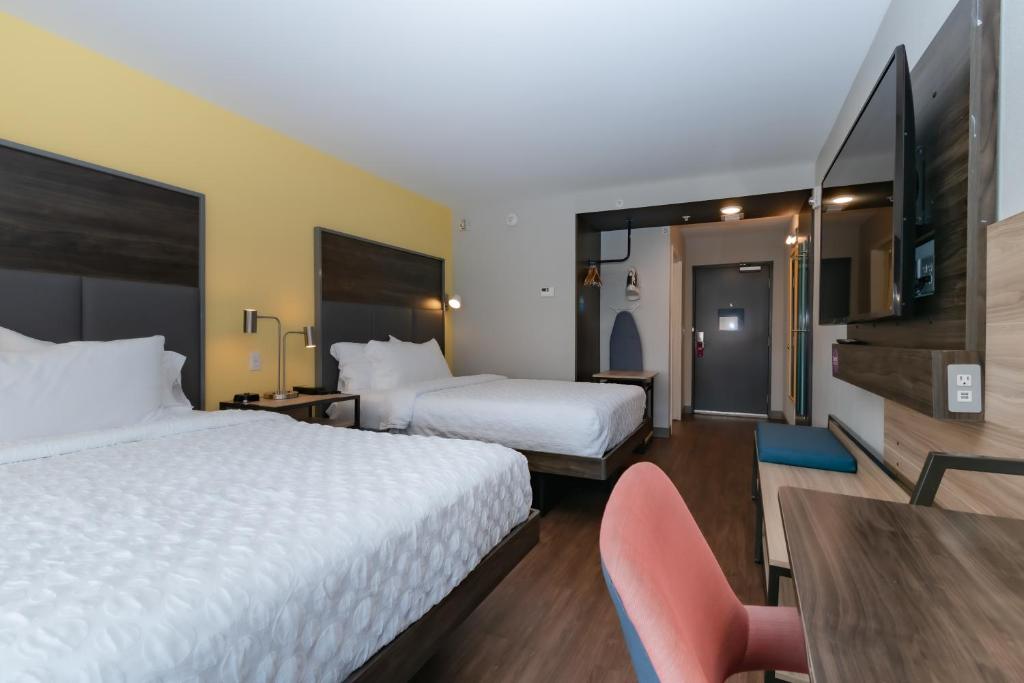 Tru By Hilton Florida City, Fl - Queen Room With Two Queen Beds