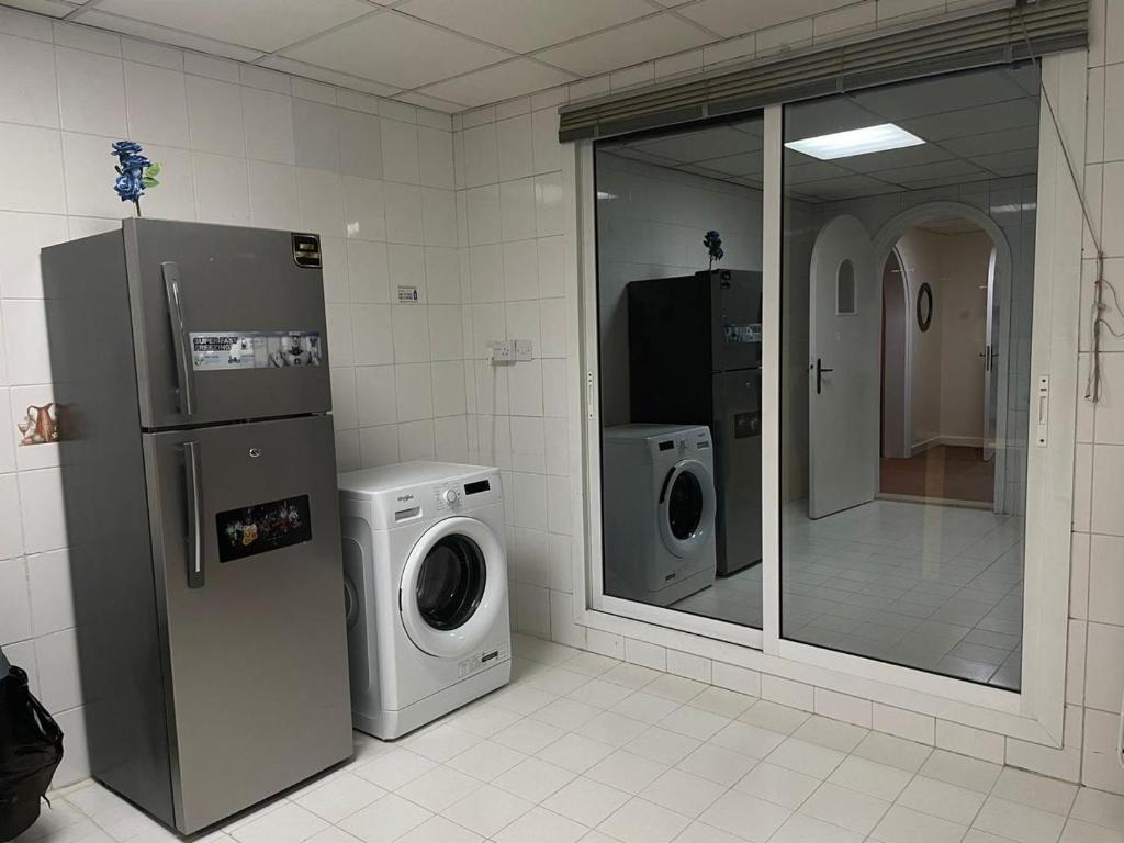 فضای داخلی Seer Furnished Apartments صیر للشقق المفروشه در ابوظبی - تصویر ۳