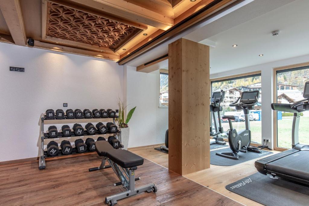 Fitness centrum a/nebo fitness zařízení v ubytování Hotel Hubertus inkl Summer Card