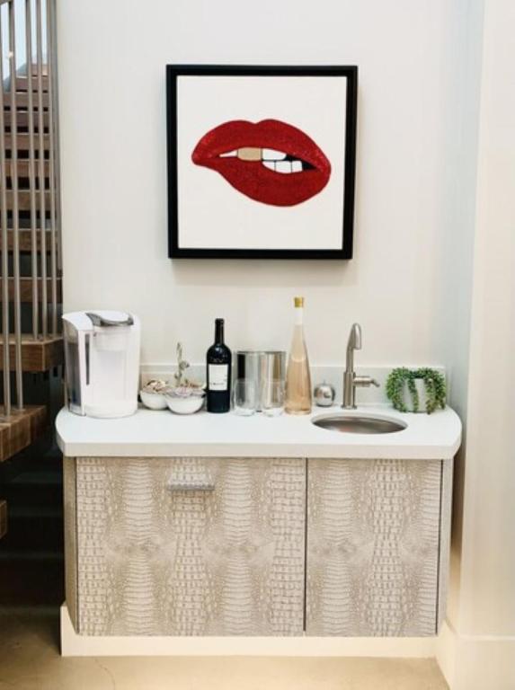 R Inn Napa - King Suite