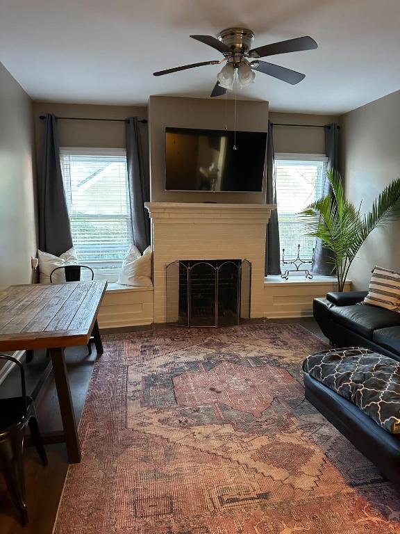 Magnolia House, Lafayette (updated prices 2024)