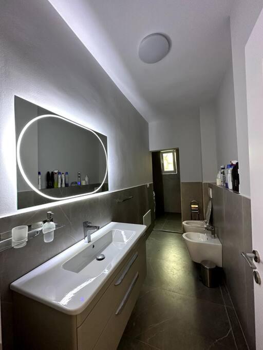Pazari Apartment - Imazhi 8