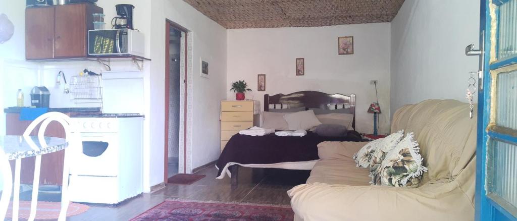 Χώρος καθιστικού στο chalé 1 bukadim de terra