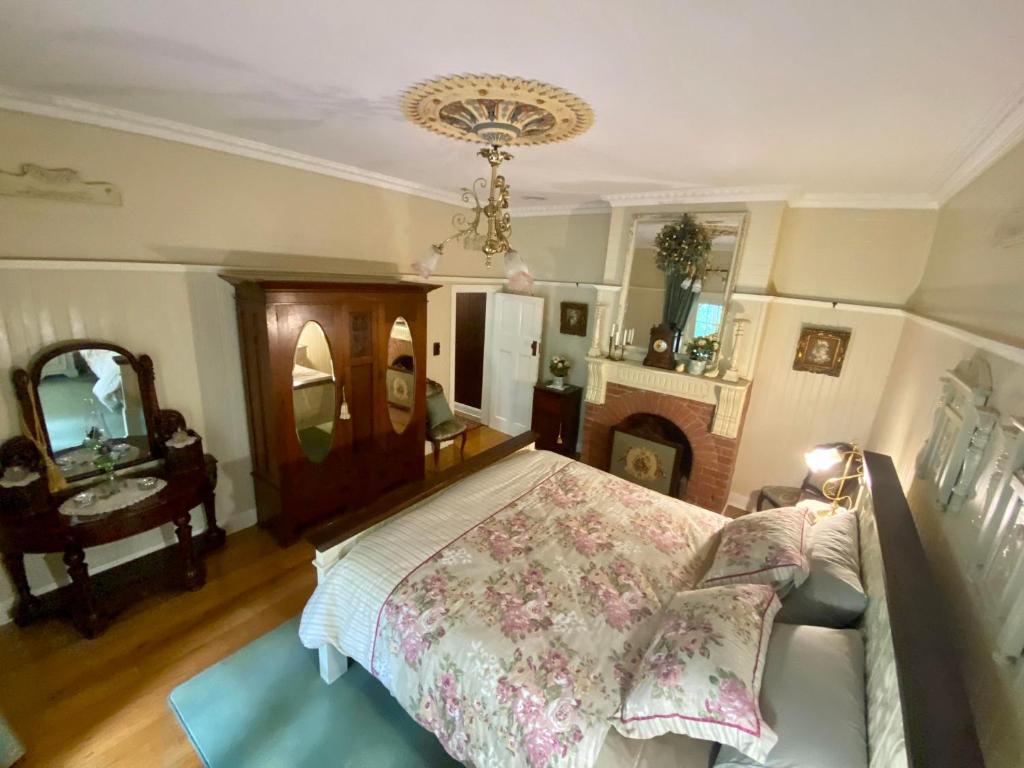 Warburton House, Warburton (updated prices 2024)