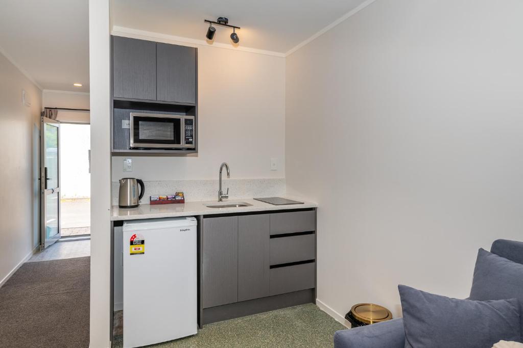 Aurora City Suites Motel - Resim 12