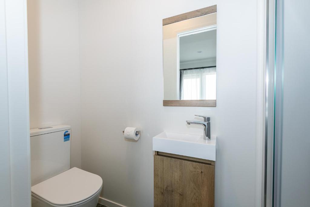 Aurora City Suites Motel - Resim 7