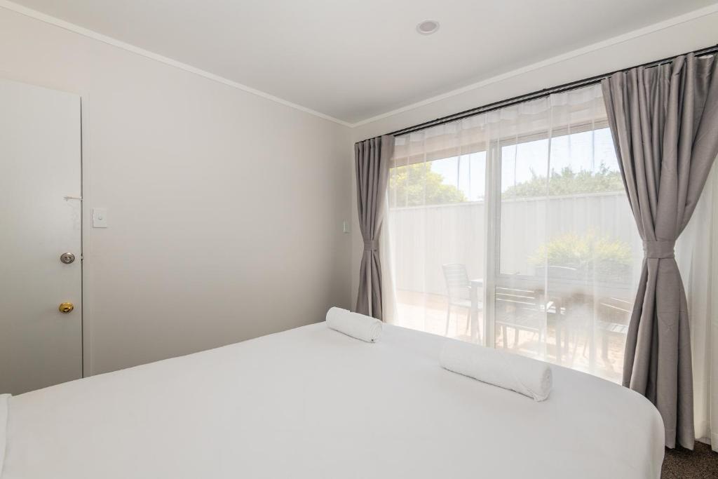 Aurora City Suites Motel - Resim 37