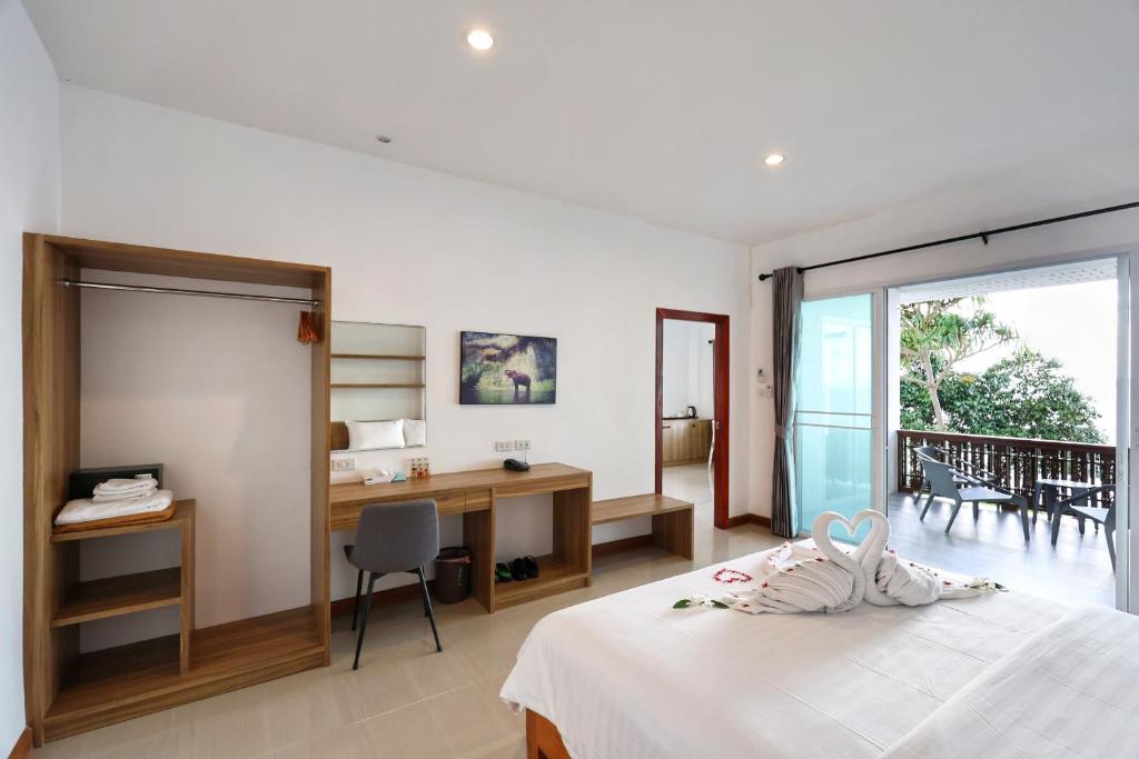 Horizon Beach Resort Koh Jum - 8