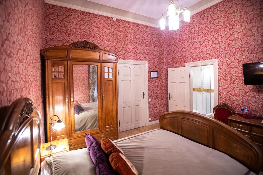Jaunmoku Palace Complex Hotel - Suite (2 Adults)