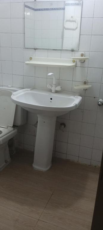 HOTEL DE GRAND - Deluxe Tweepersoonskamer (2 Volwassenen + 1 Kind)