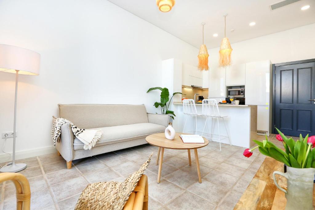 Køkken eller tekøkken på Hot Breeze Apartment