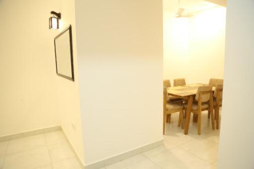lanka leisure - Housity
