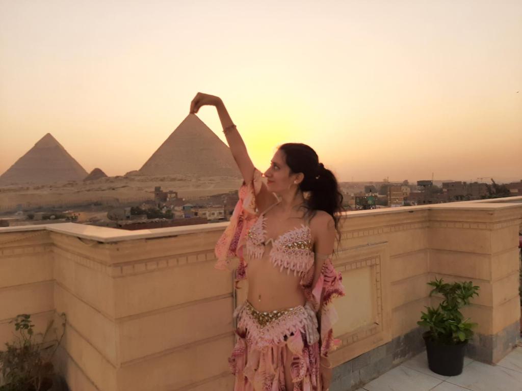 Amoon Ra pyramids view