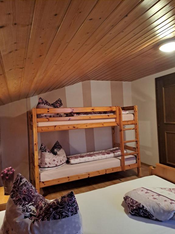 Posteľ alebo postele v izbe v ubytovaní Ferienwohnung Nancy