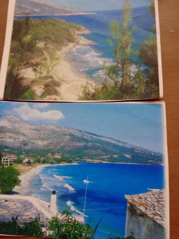 two paintings of a beach and the ocean at King Studios in Koinyra