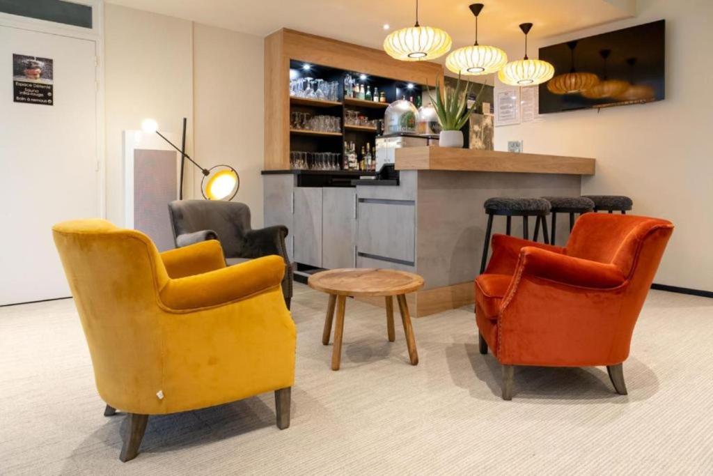 Kuchyň nebo kuchyňský kout v ubytování Best Western Auray le Loch
