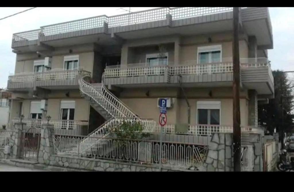 Budova, v ktorej sa apartmán nachádza